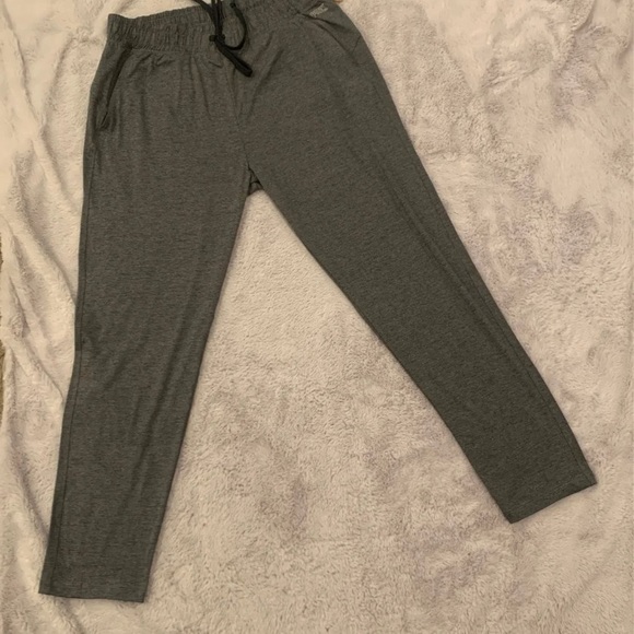 PINK lightweight hoodie and track pants - Picture 3 of 10